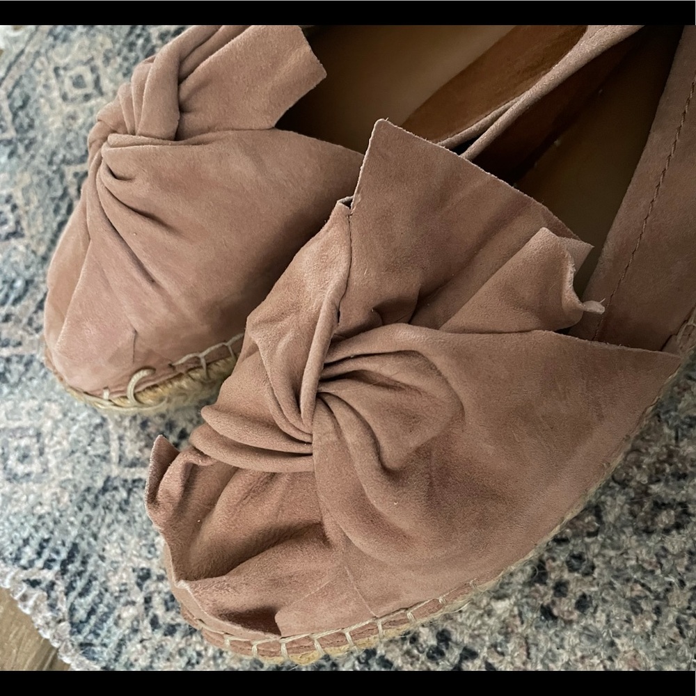 NWOT Pink Suede Espadrilles